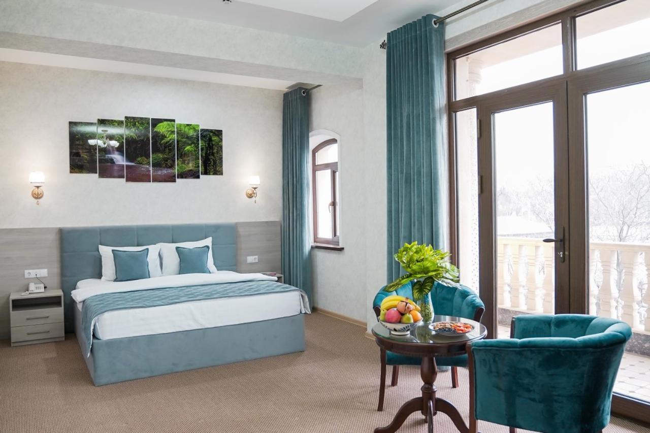 Level Hotel Ташкент Екстер'єр фото