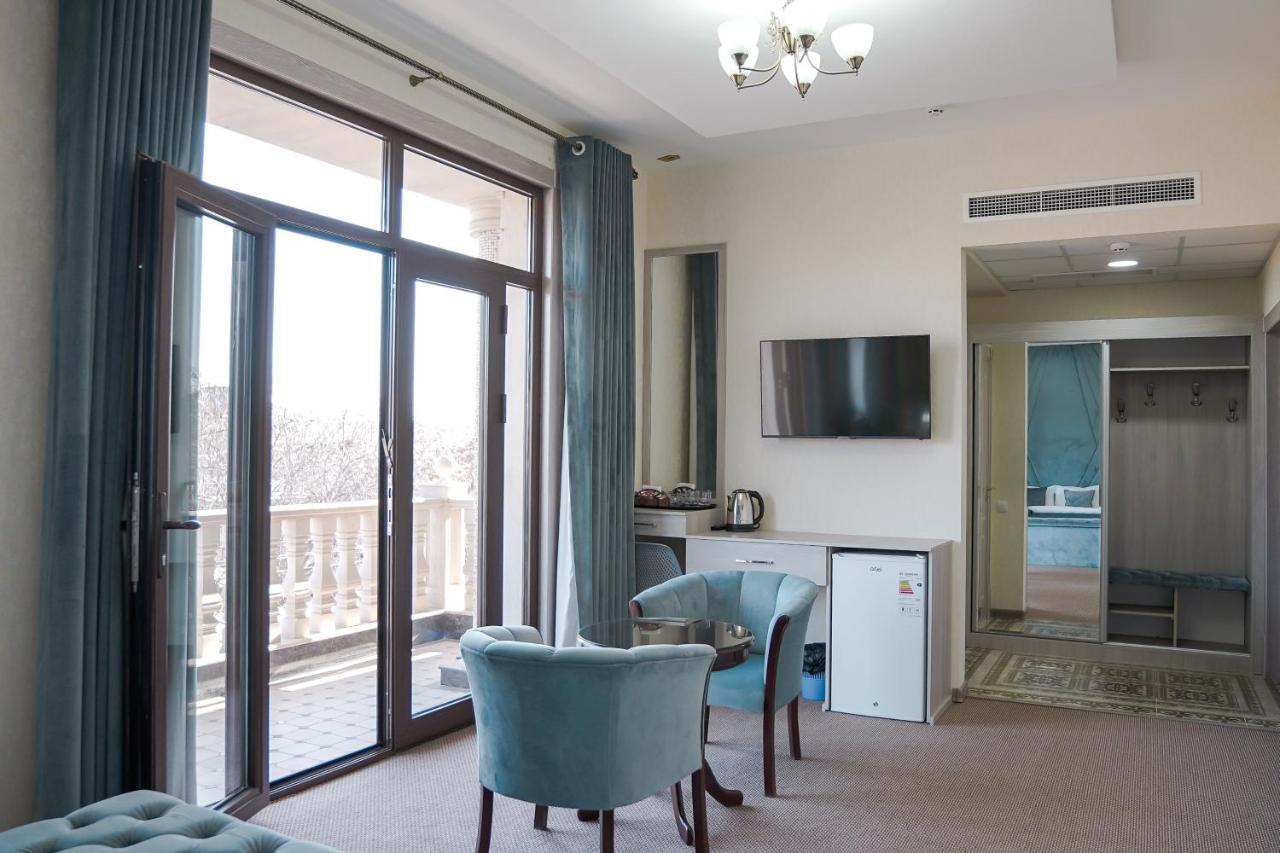 Level Hotel Ташкент Екстер'єр фото